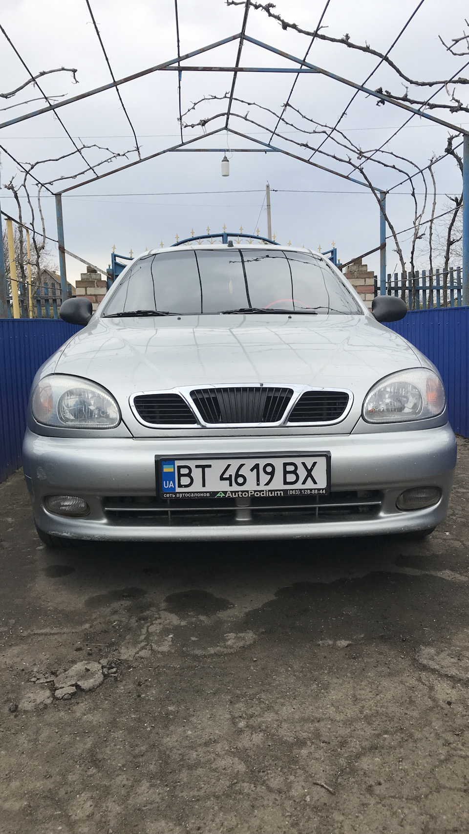 Чорні грати 1