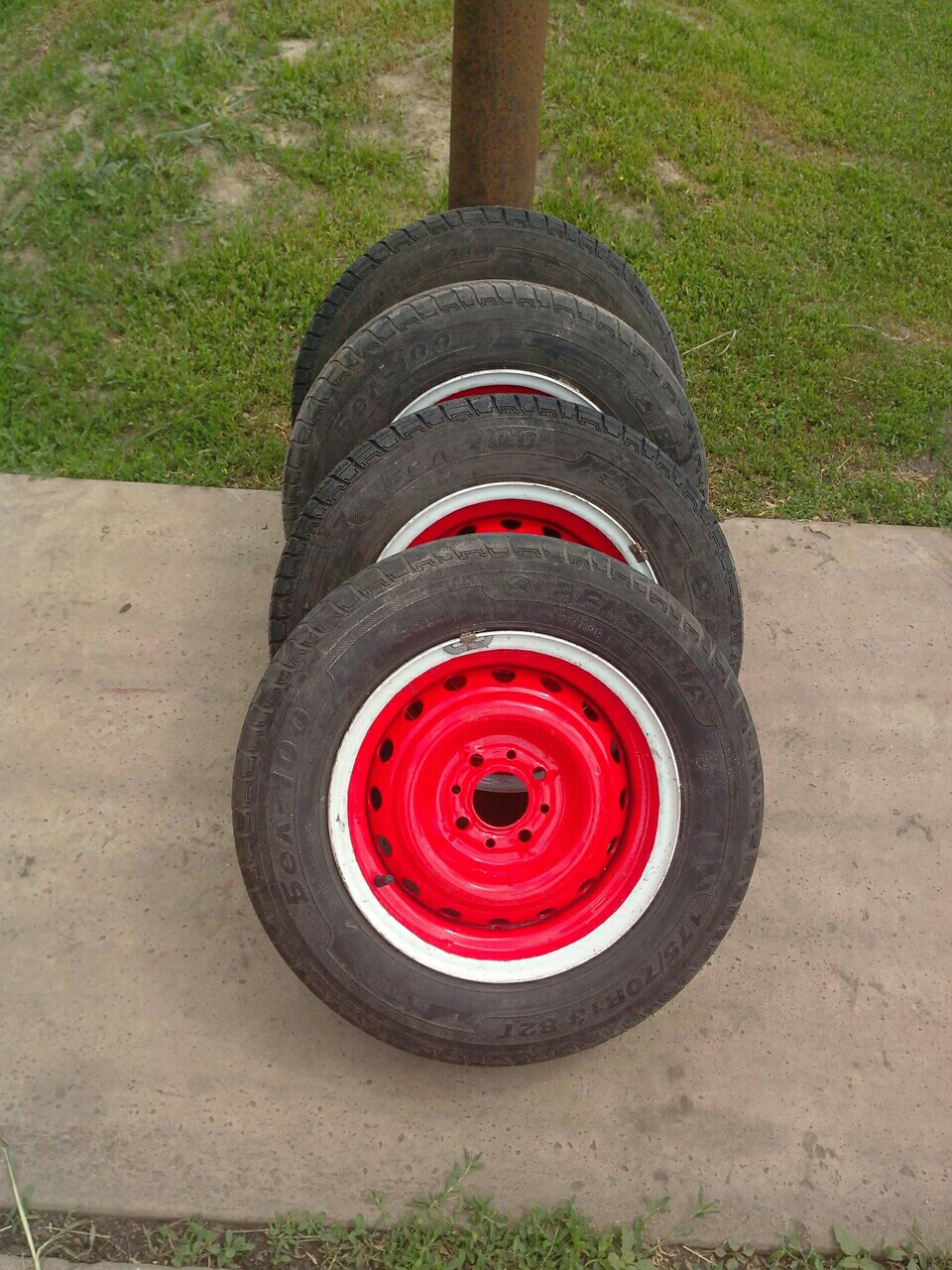 Продам диски r13 и резину 1