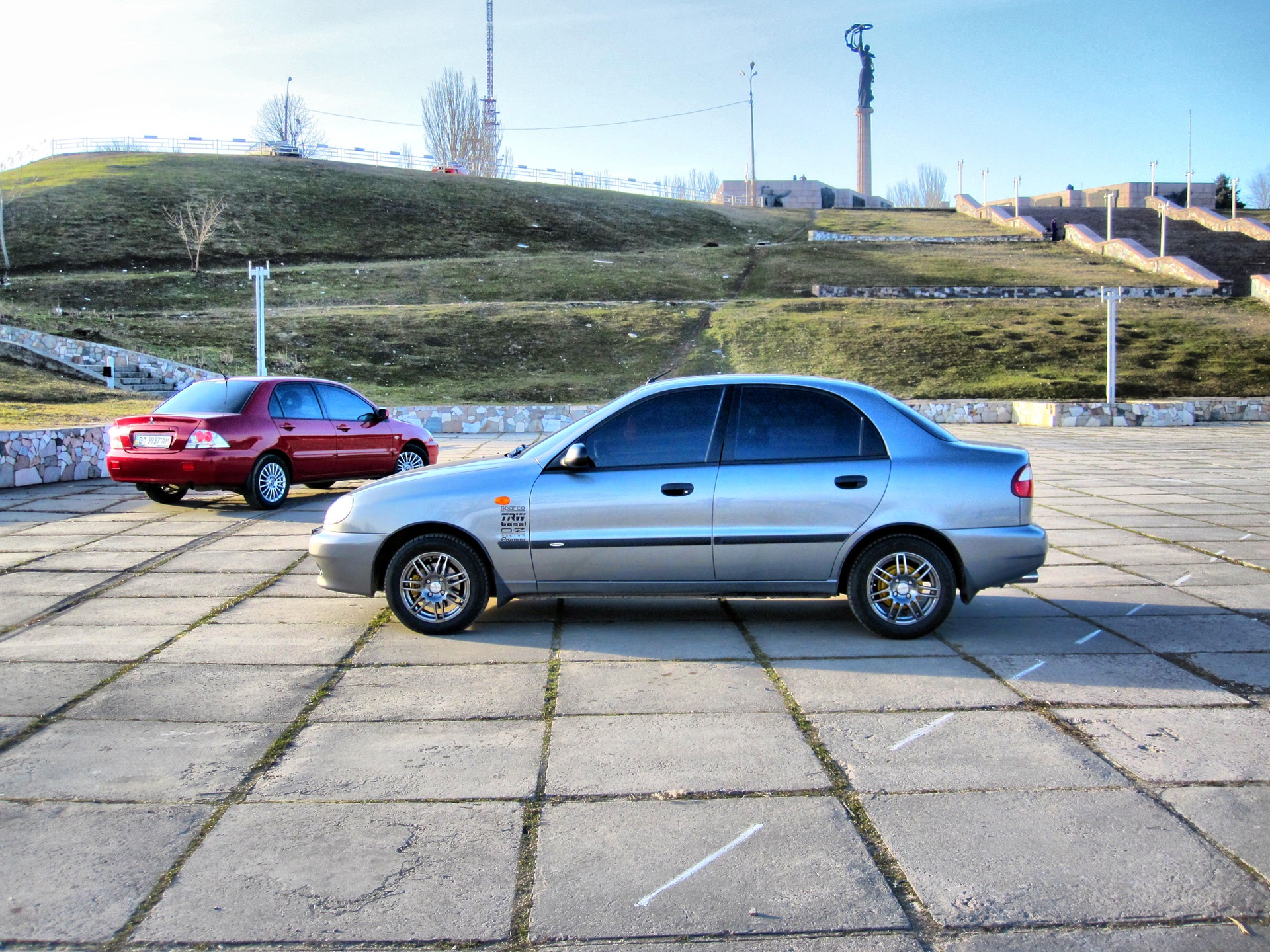 Фотосесія Lanos vs Lancer 2