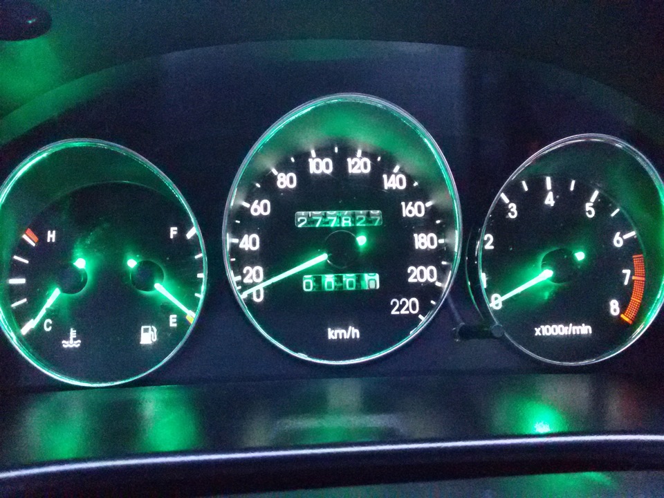 Польська приборка з тахометром + пересвіт LED-платою 1