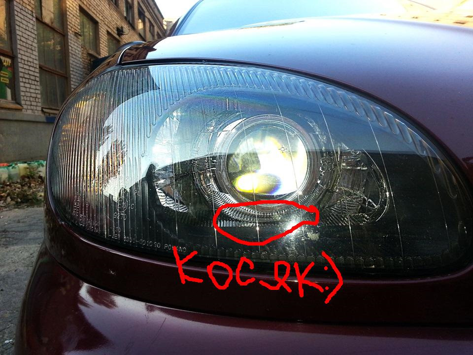 Уважніше ставимо лінзи. Косяк при встановленні Koito Q5 1