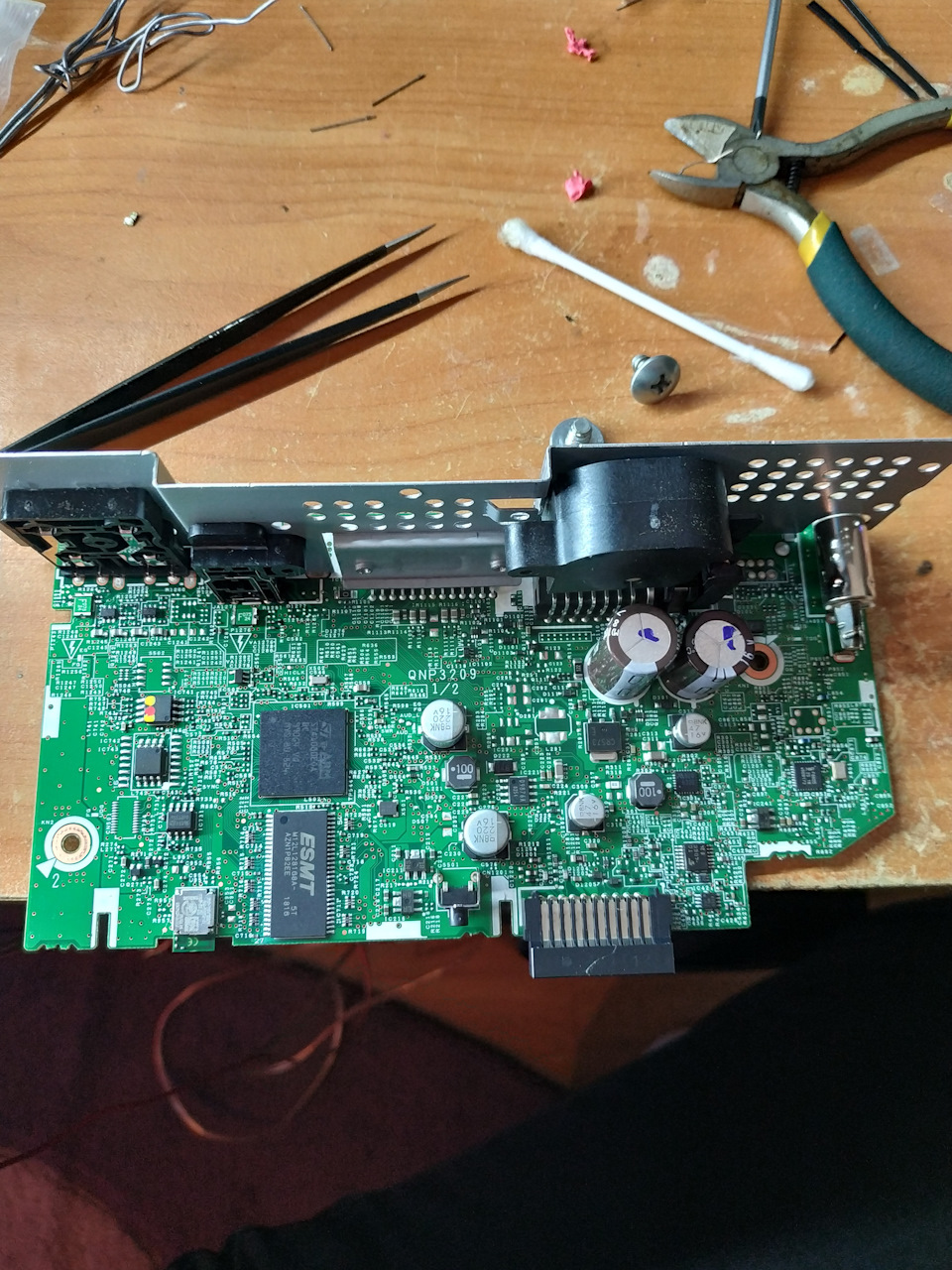 Доробка Pioneer MVH-S310BT, або НІ зламаним флешкам. 1