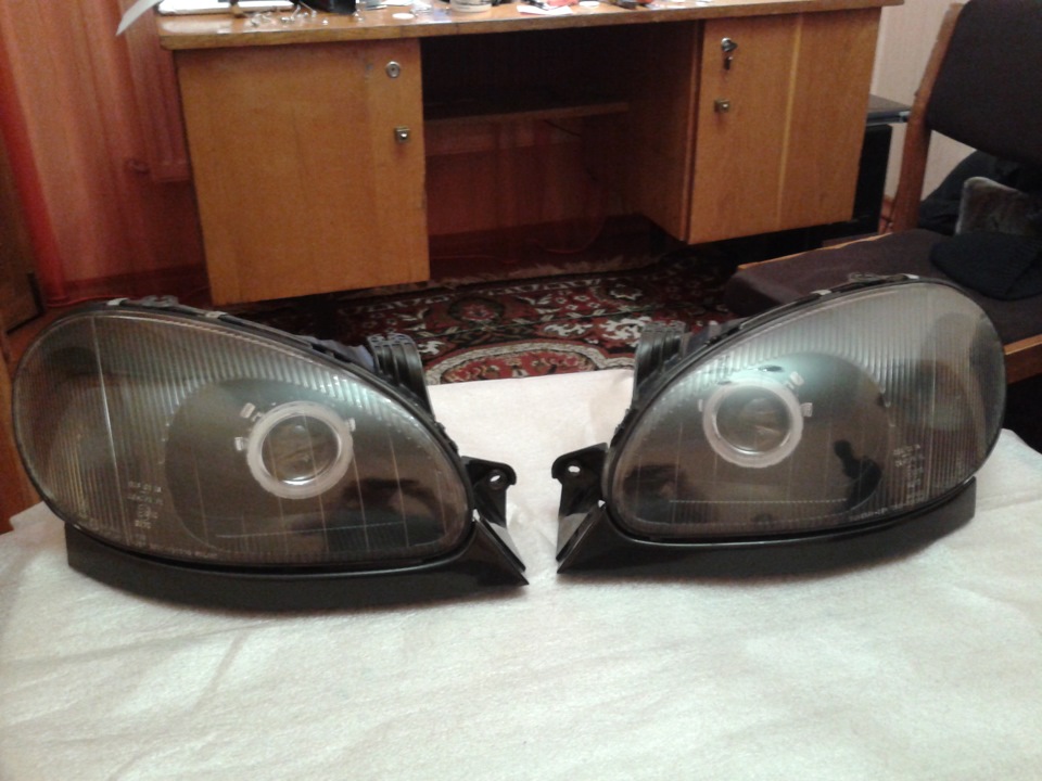 Біксенонові лінзи G5 Moon Light + вічка + ксенон на Lanos 2