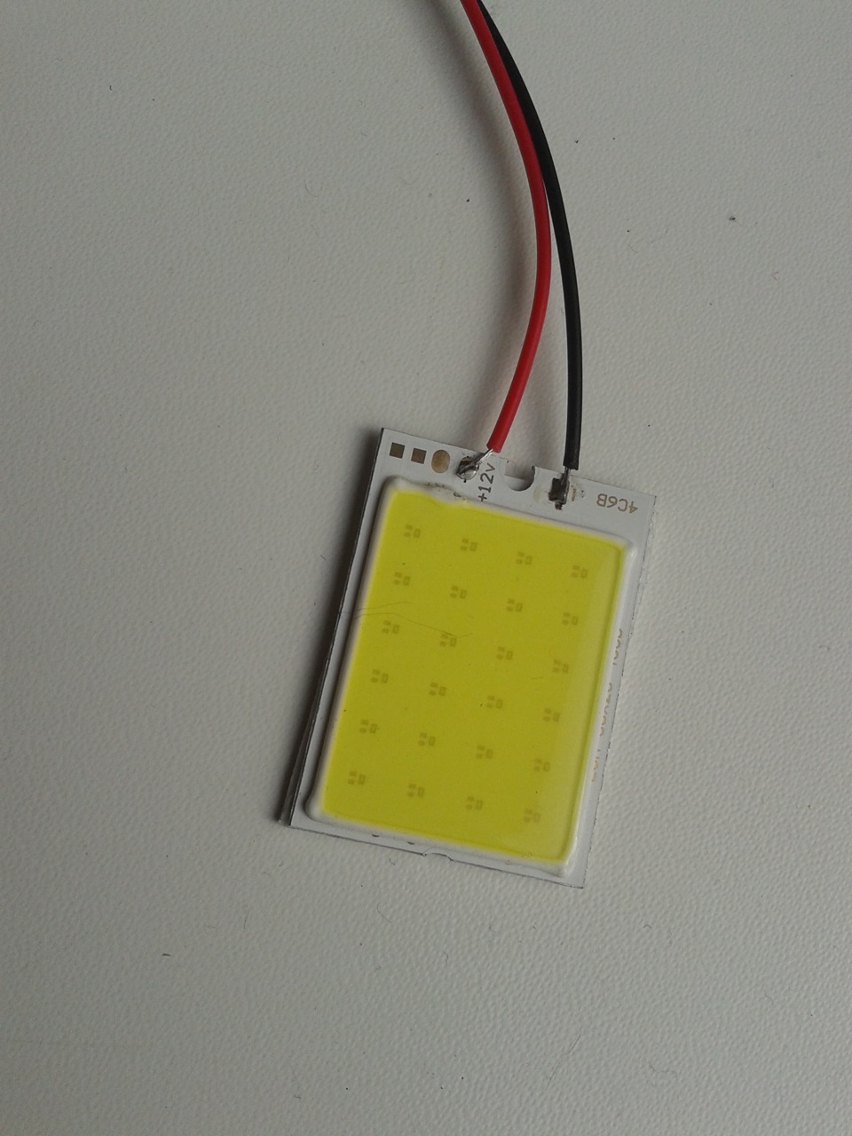 LED прозріння в капот Lanos) 2
