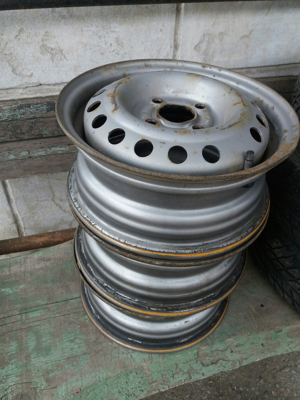 Продам диски Ланос на 13 5