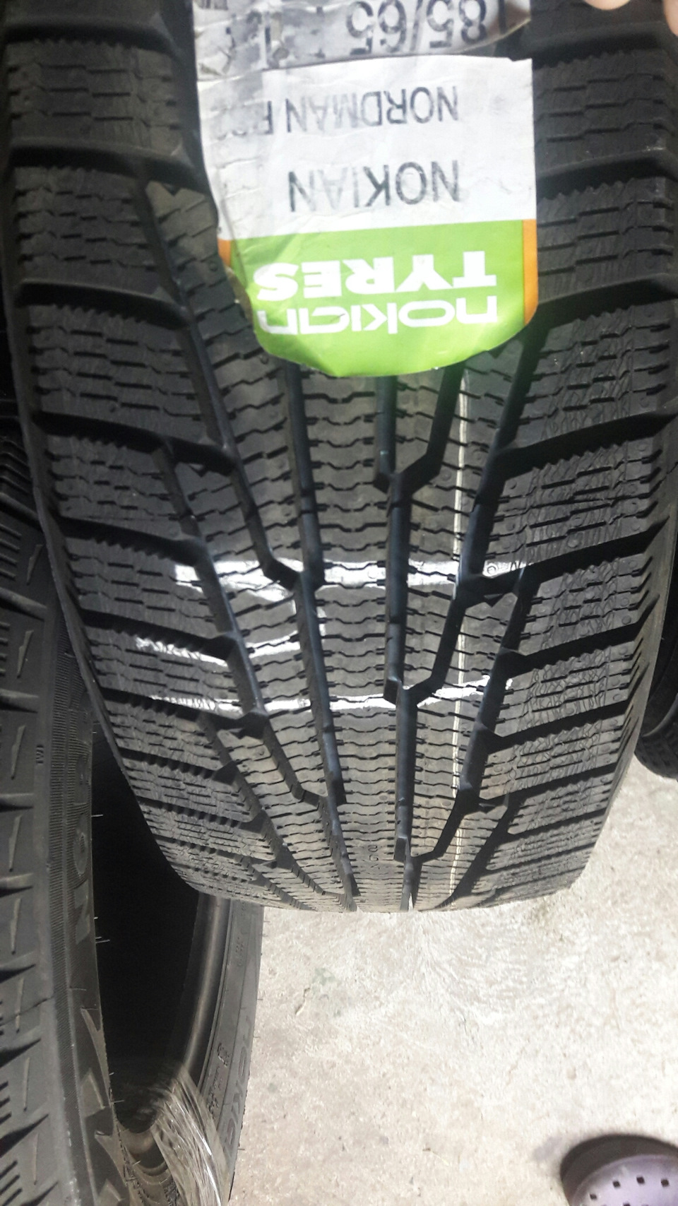 Гума на зиму, Nokian Nordman rs2 і Marshal I'zEN kw31 4