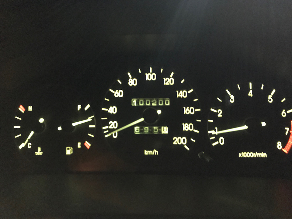 100.000 4