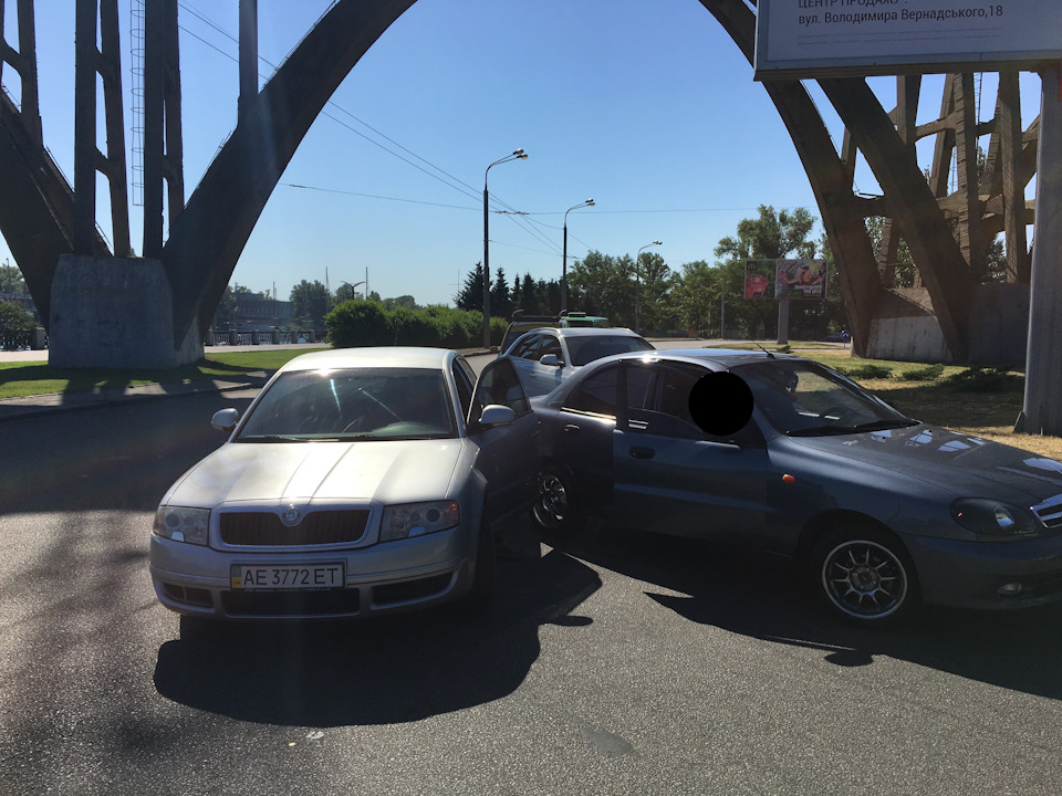 ДТП: В мене в'їхали 3