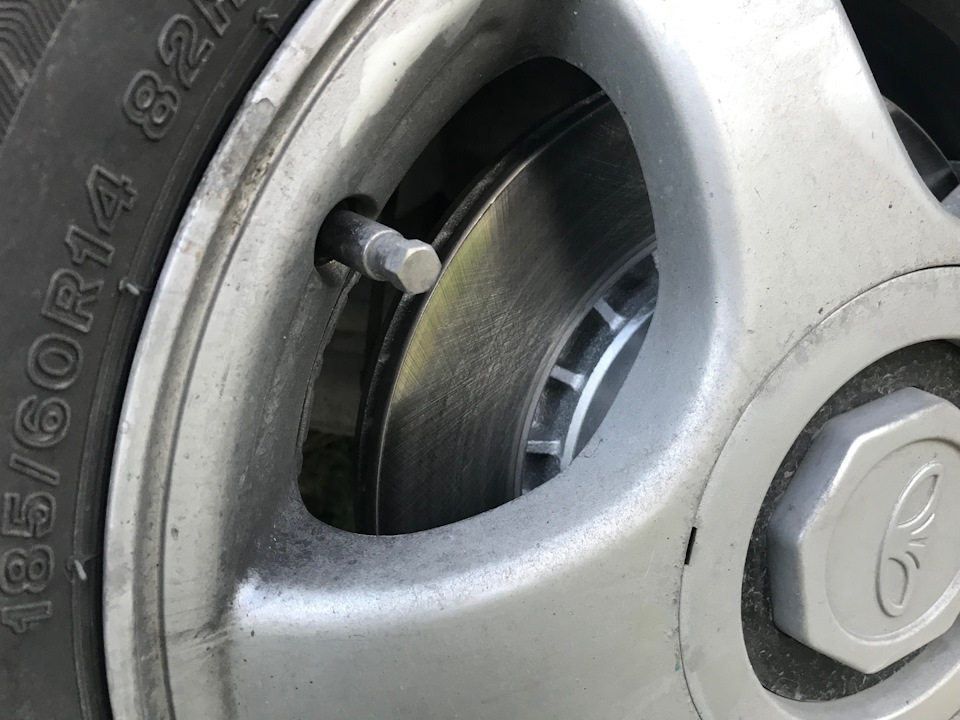 Упевненість при гальмуванні: гальмівні диски Ferodo, колодки Brembo, зтц Metelli і заміна рідини ГУР. 5