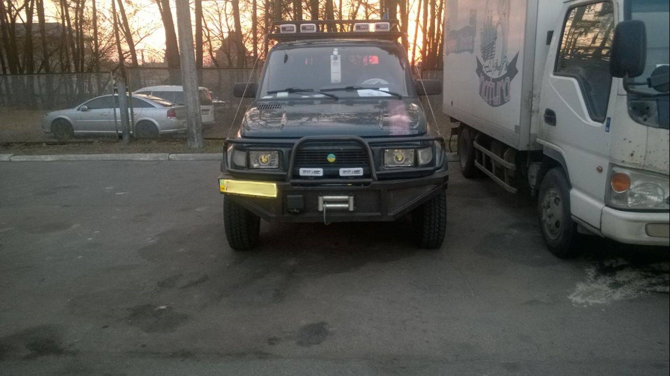 УАЗ Patriot з лінзами 3