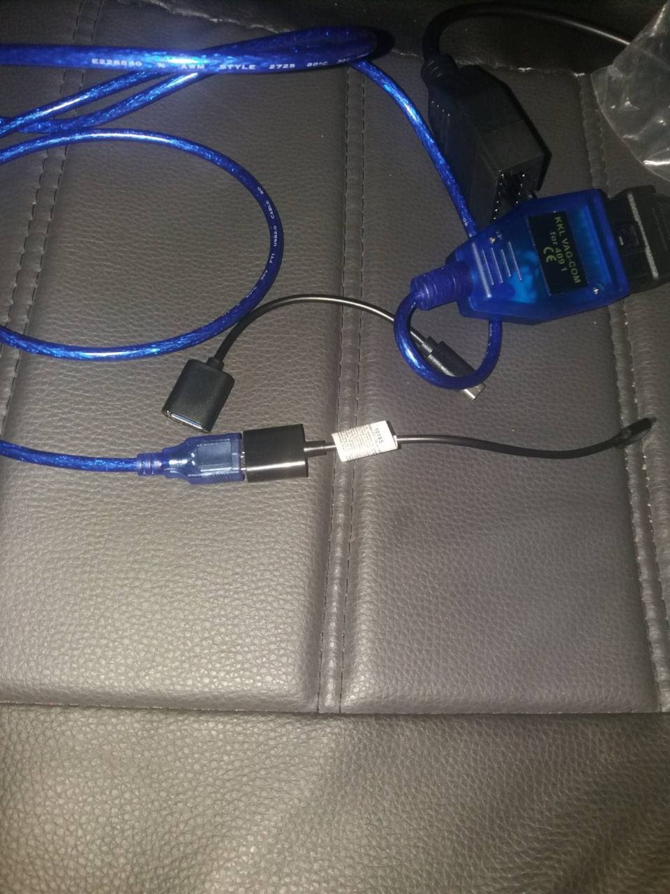 Прикупив USB KKL VAG 409.1 1