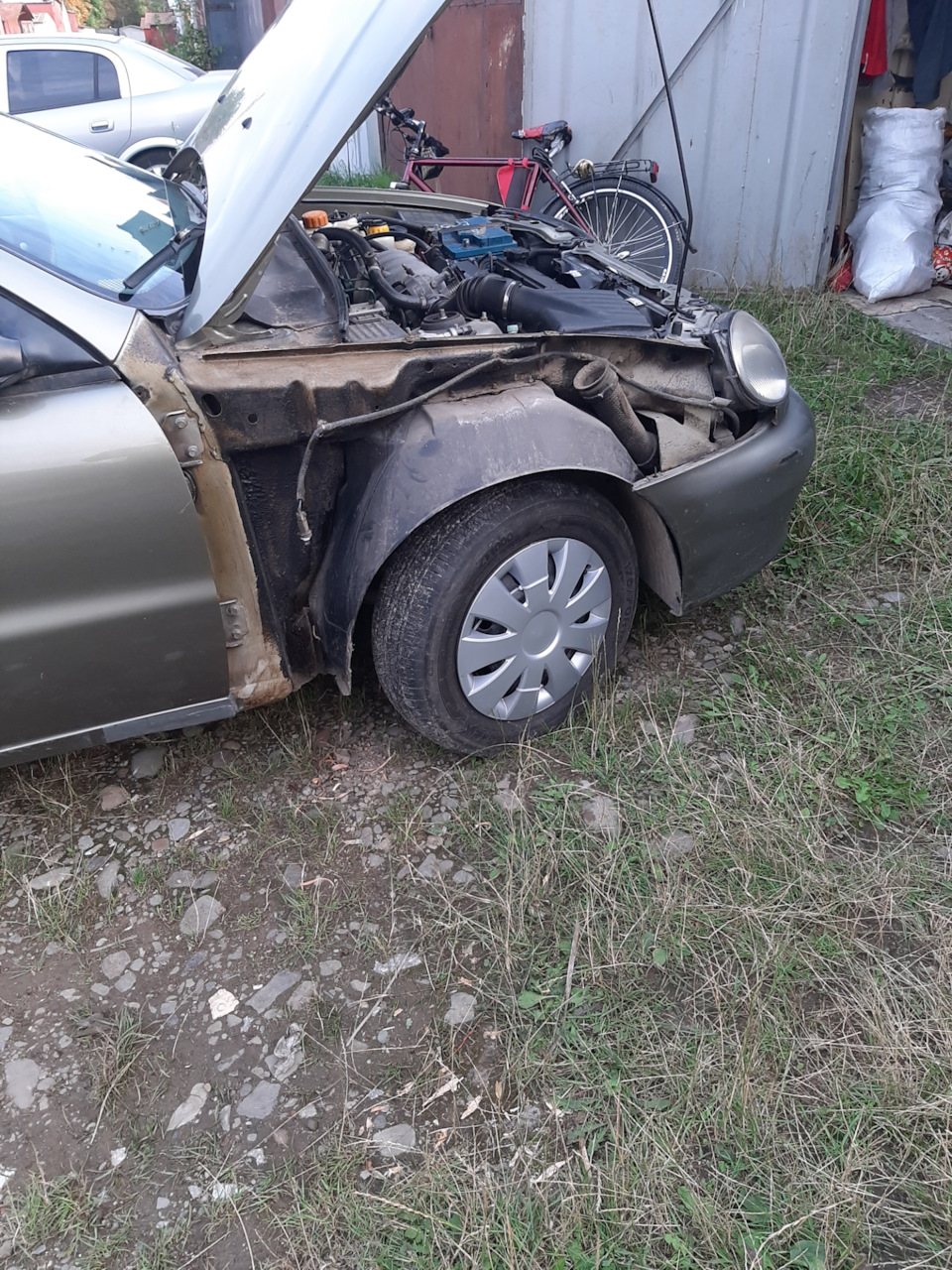 Заміна правих передніх дверей 5