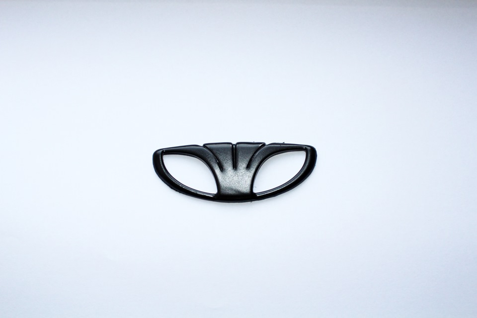 Значок Daewoo в Plasti Dip 4