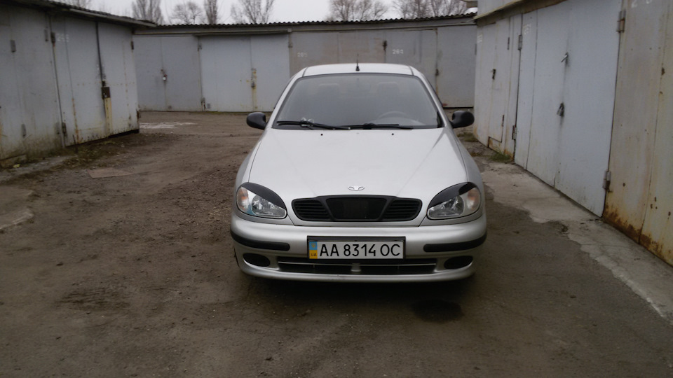 Грати радіатора 3