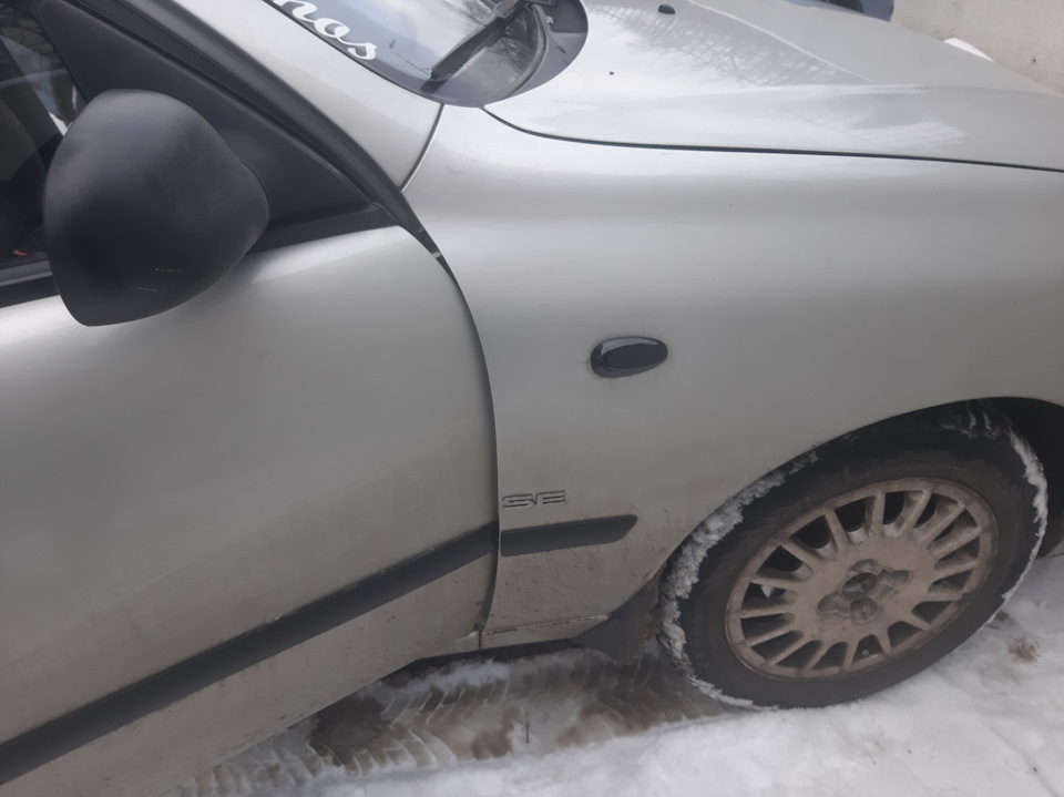 Побіг у крило, що біжить. Трохи Aliexpress мені в Lanos. 2
