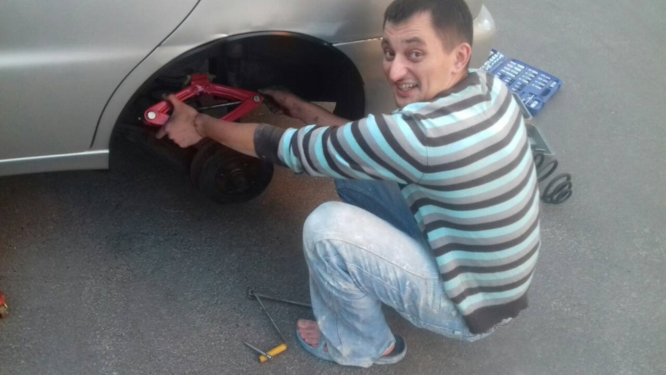 Задні пружини Opel Vectra A 4