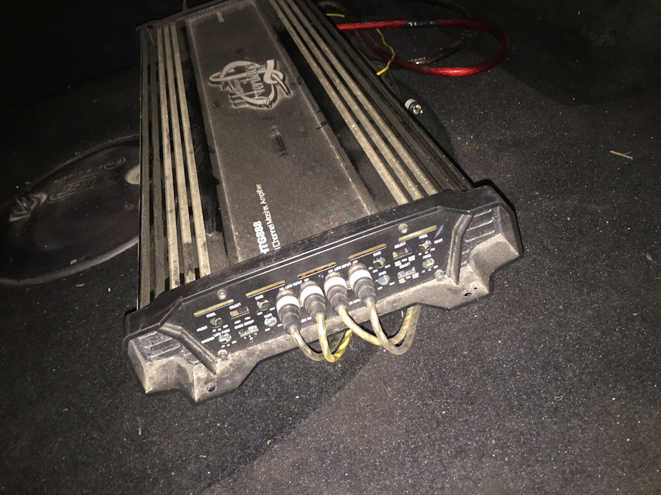 Продам 8 мі канальний підсилювач LANZAR HTG 888 5000 watt 2