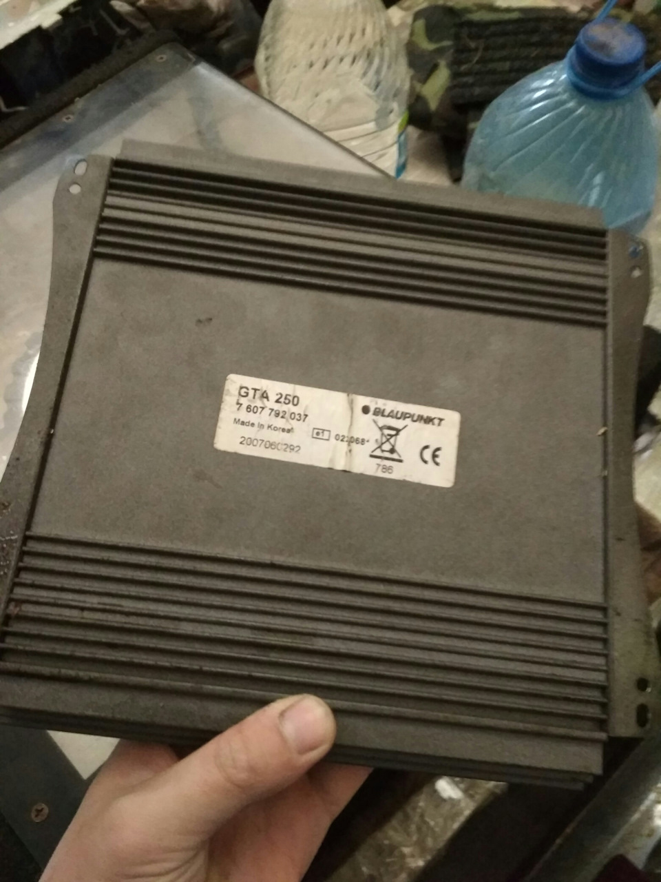 Підсилювач на сабвуфер Blaupunkt GTA 250 2
