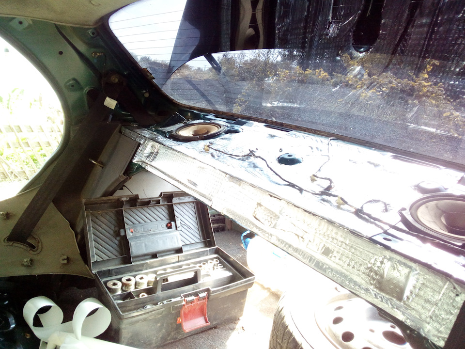 ШВІ задньої полиці. 3