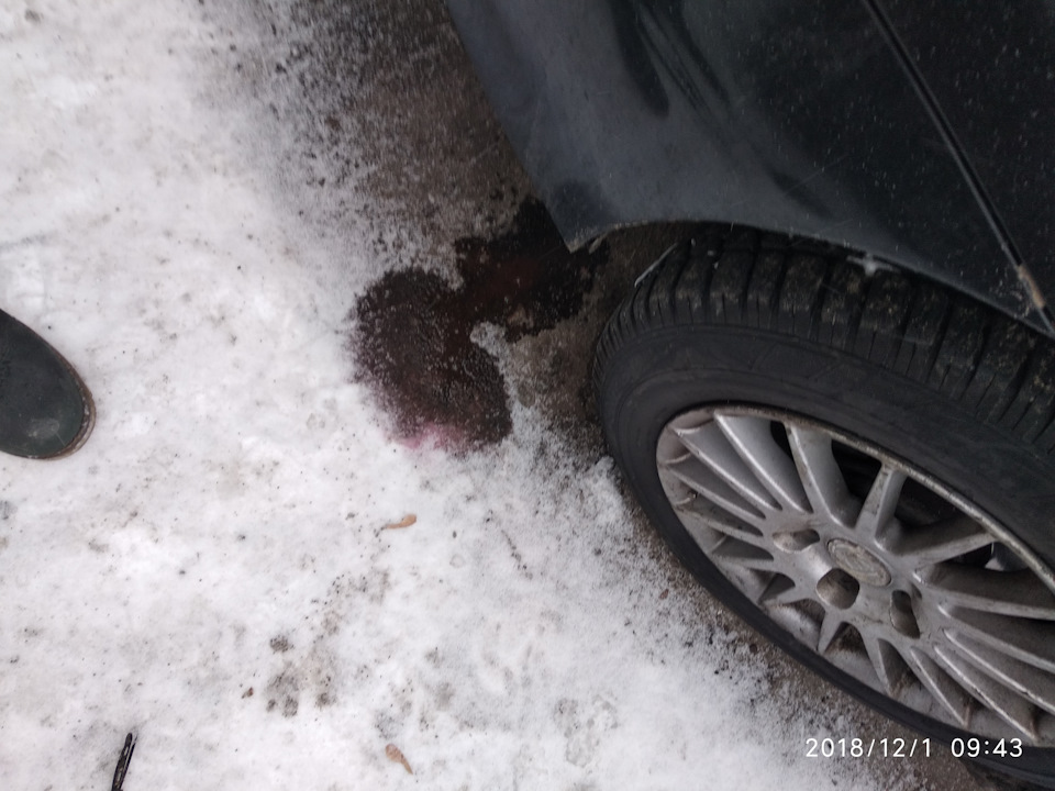 Причина запотівання скла? І бачок омивача, що лопнув. 1