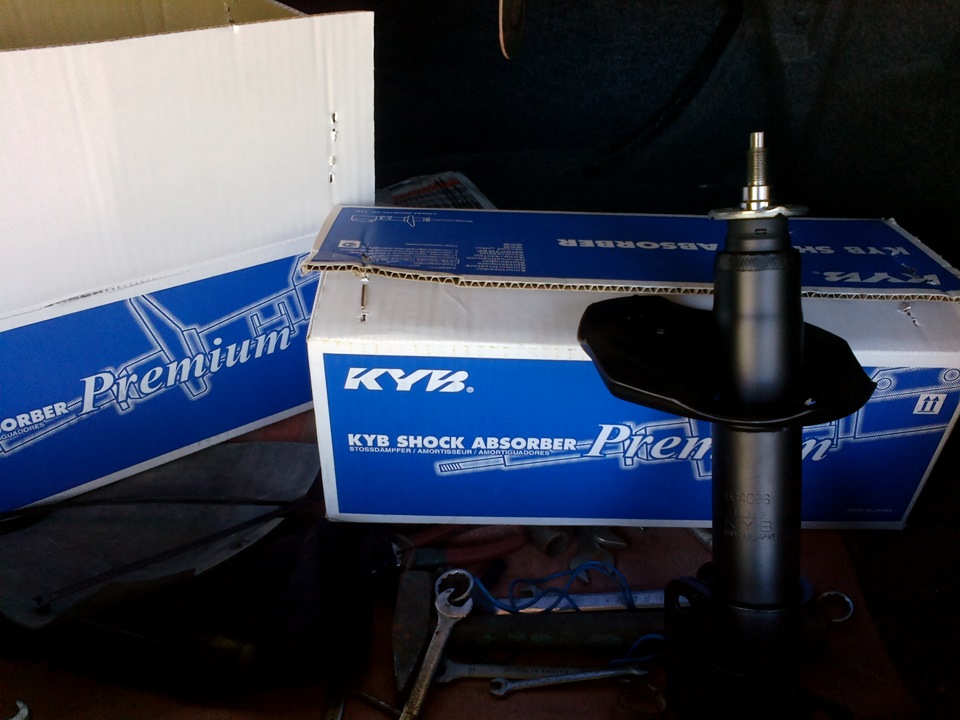 Стійки KYB 1