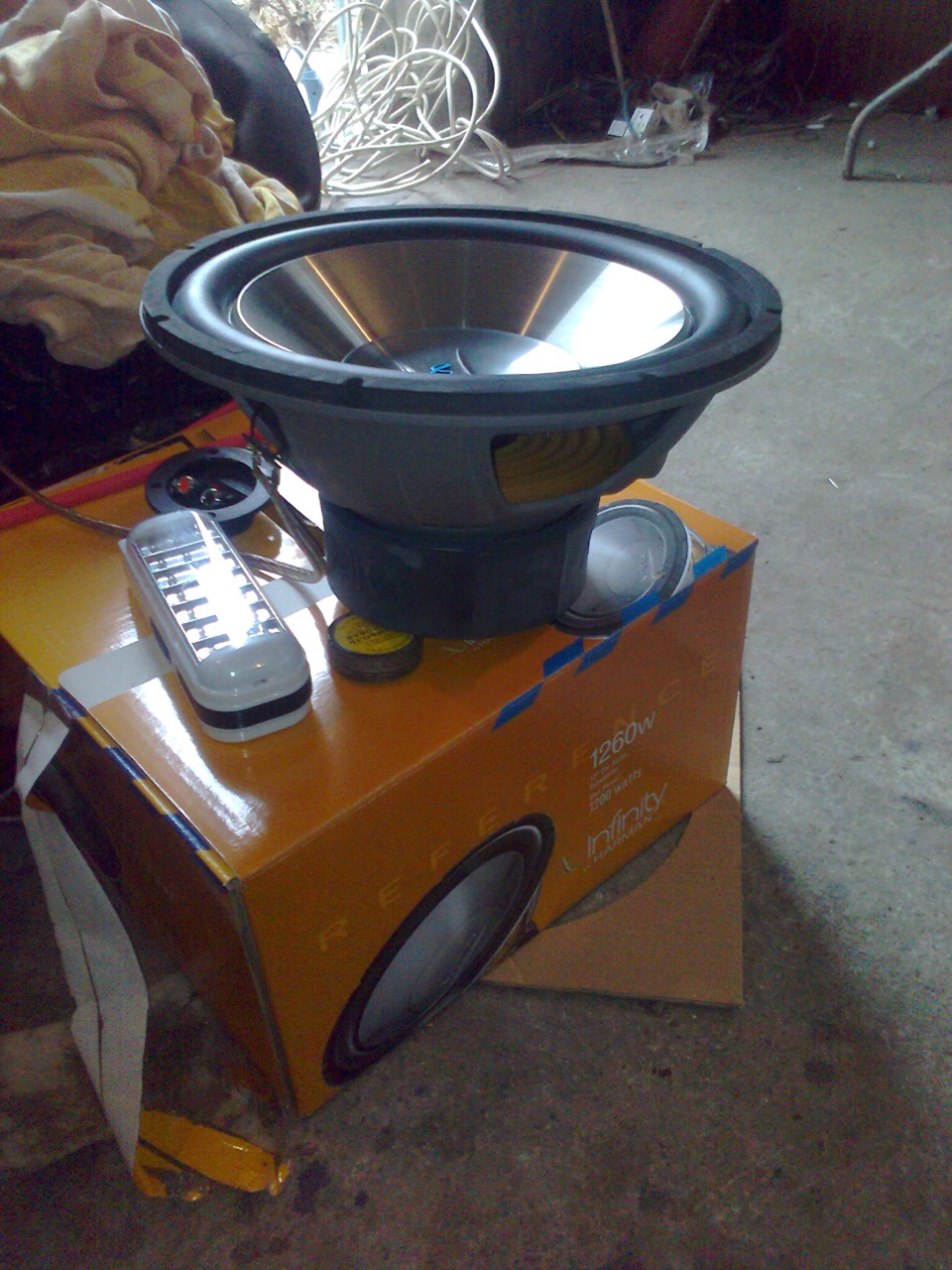 Сабвуфер Infinity REF 1260w 4
