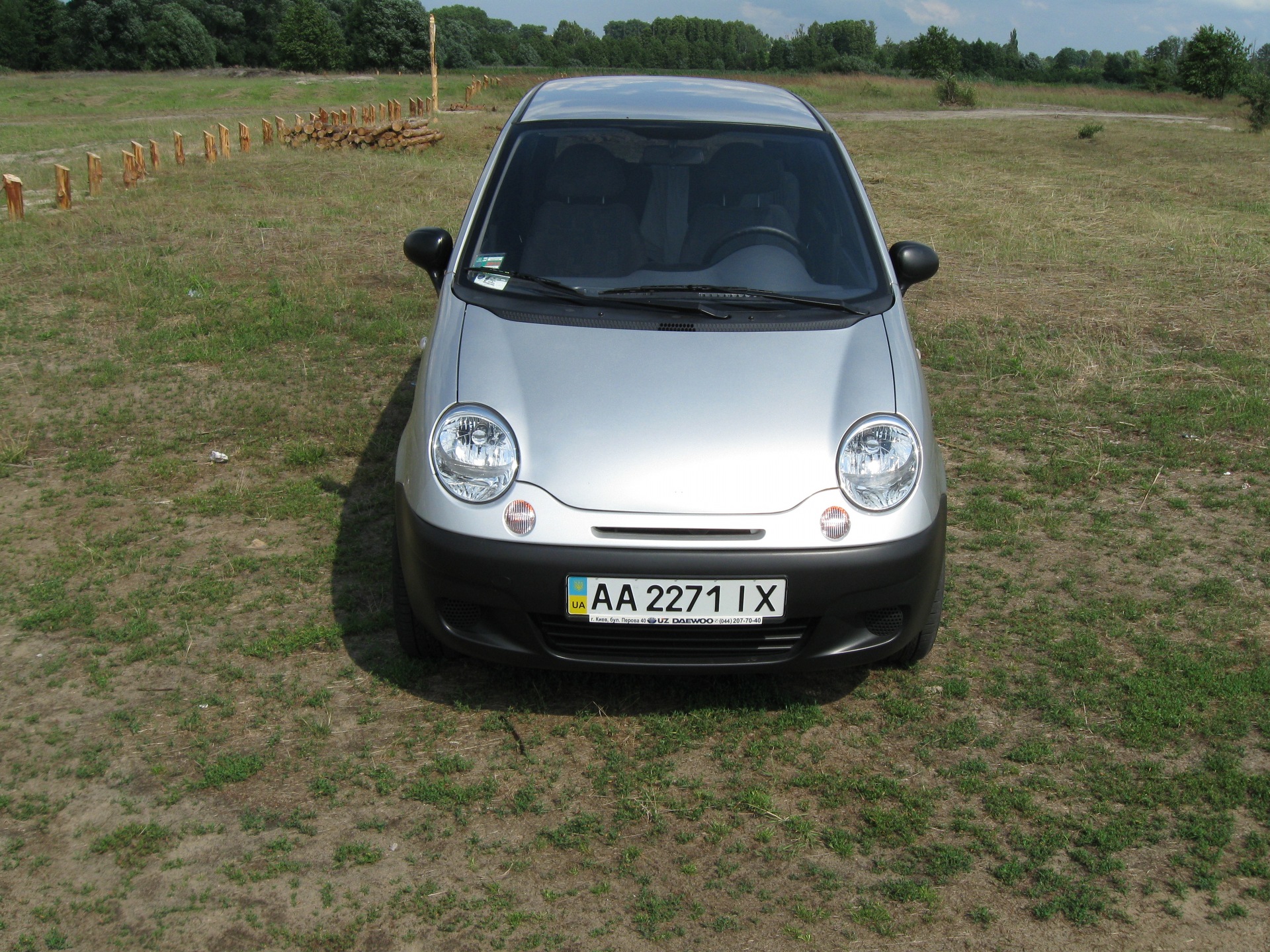 Фото матиза на пляжі (On R15 wheels) 3