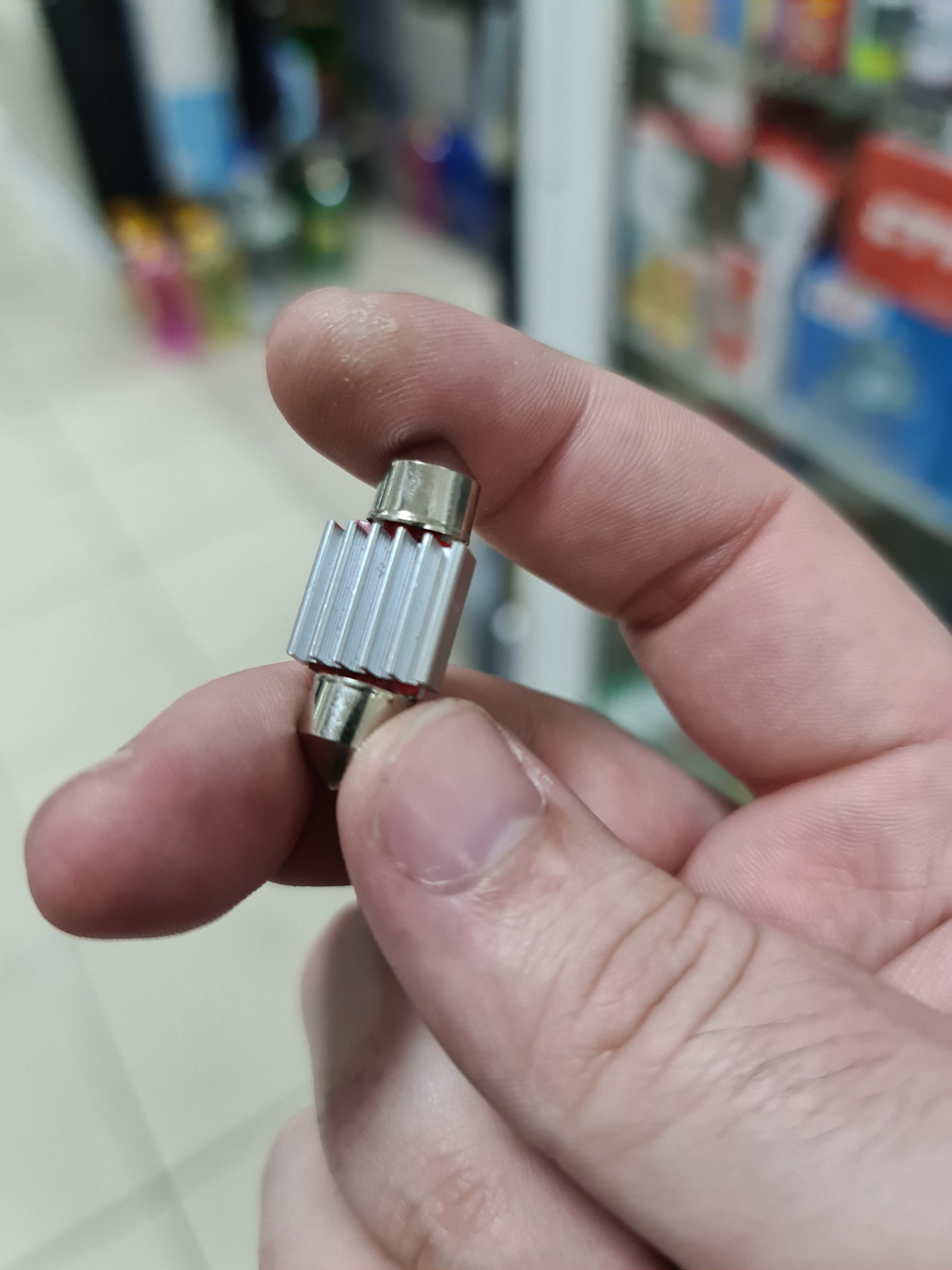 Заміна датчика палива, фільтр насоса, амортизатори тощо 4