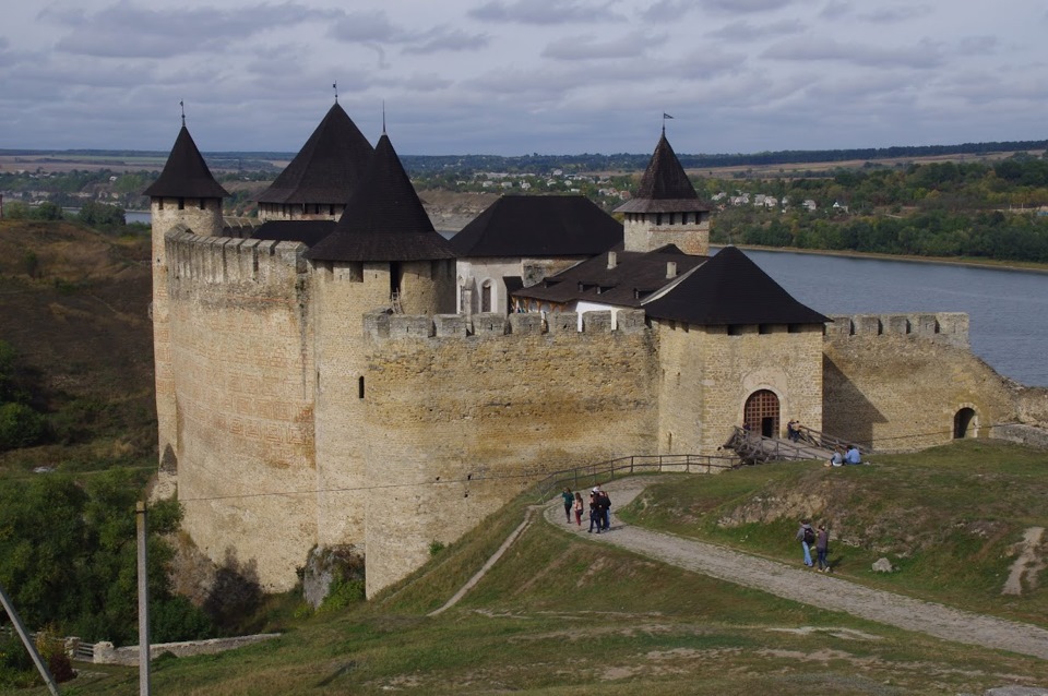 Київ - Кам'янець-Подільський - Хотин - Чернівці - Київ 1