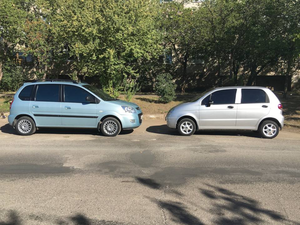 Історія про те, як старша сестра Матрьошка, захистила Мишонка;( 1