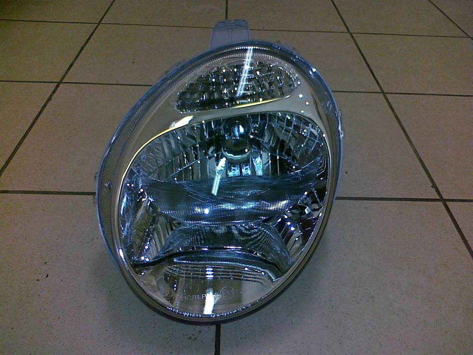 Заміна ламп ближнього/дальнього світла 2
