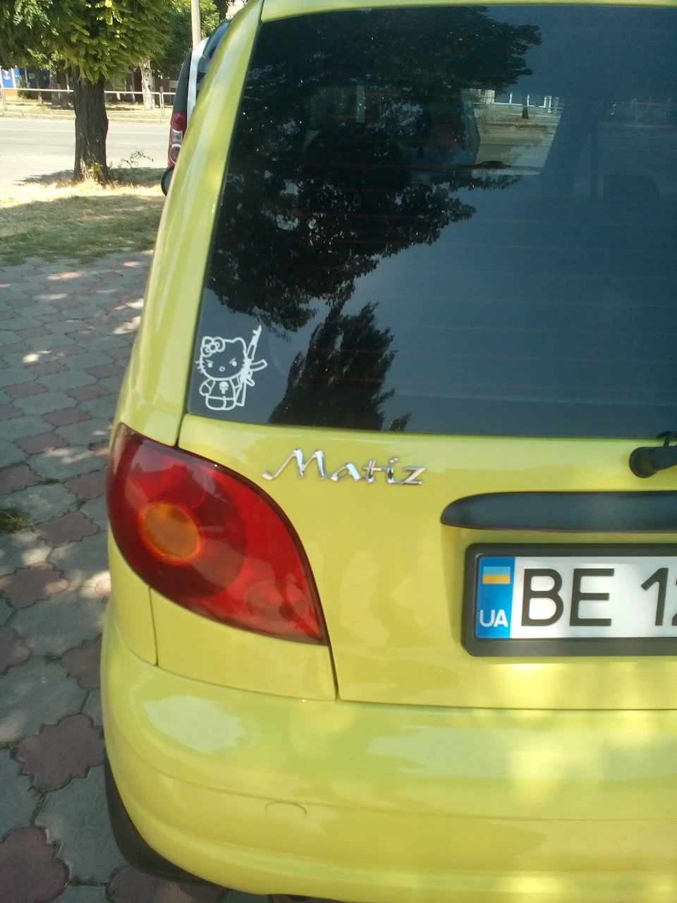 мото наклейка