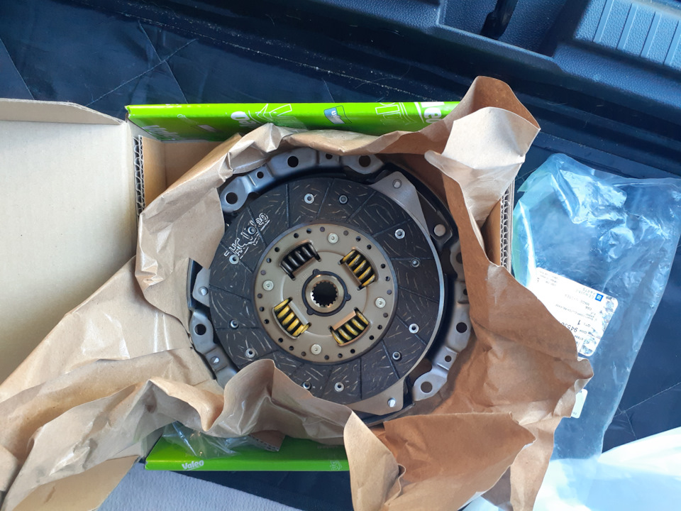 Купив на Daewoo Matiz зчеплення в зборі Valeo, а в коробці всі запчастини Valeo PHC 3