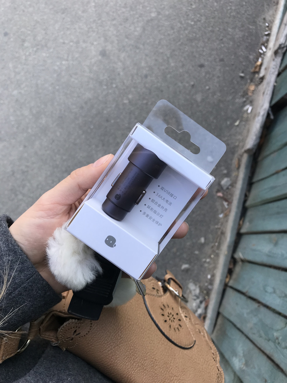 USB зарядка в прикурювач 1