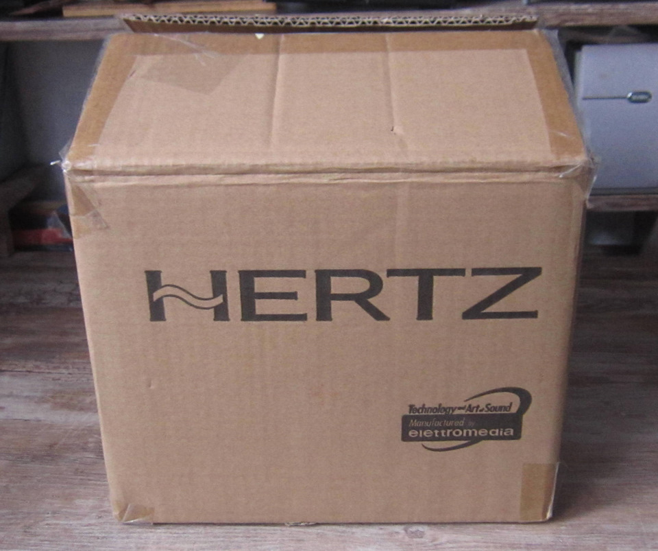 Сабвуфер Hertz ES F20.5 серії Energy 5