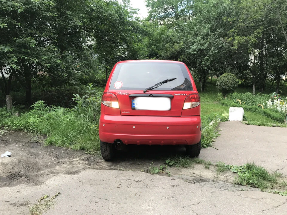 Дві лампи заднього ходу замість ПТФ