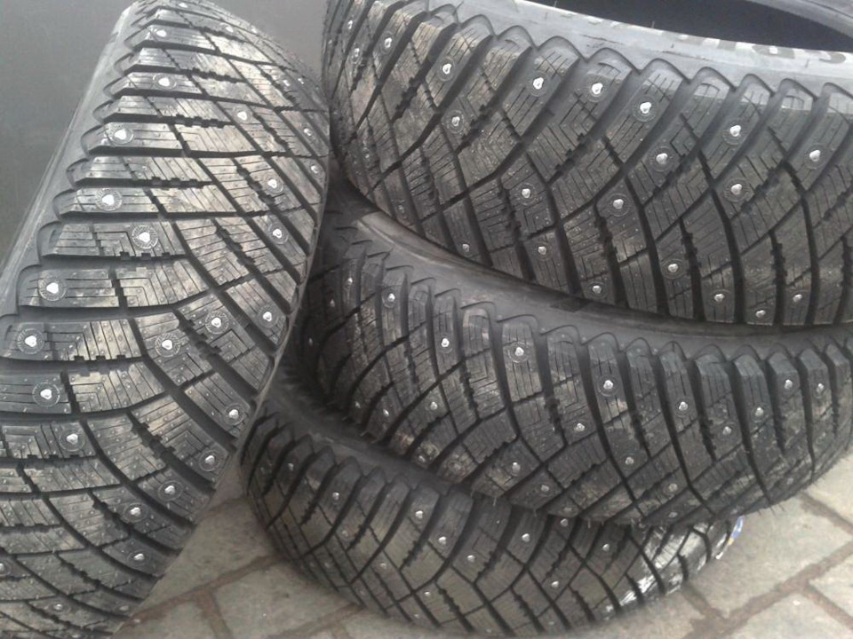 Зимні R14 і Goodyear Ultragrip Ice Arctic 1