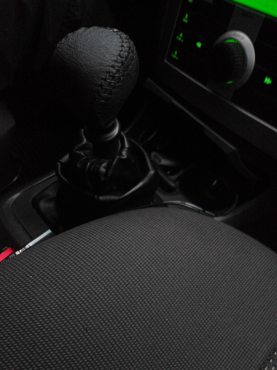 Чохол рукоятки кпп 2