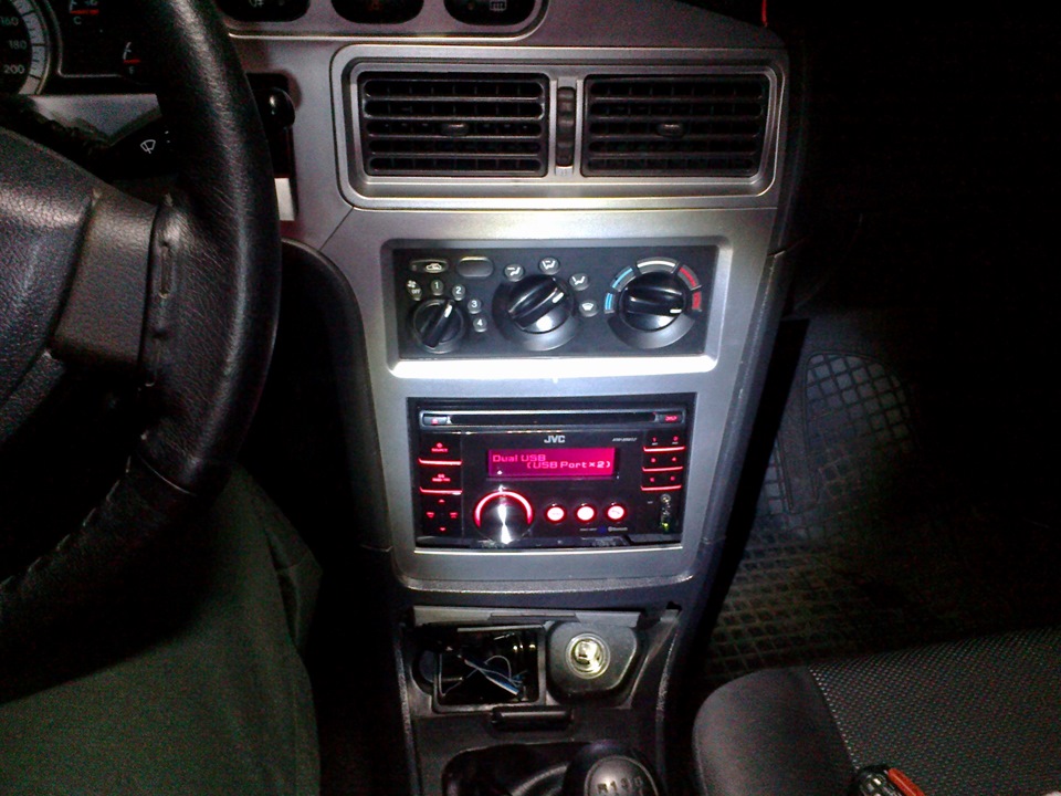 JVC KW-XR817EE 2