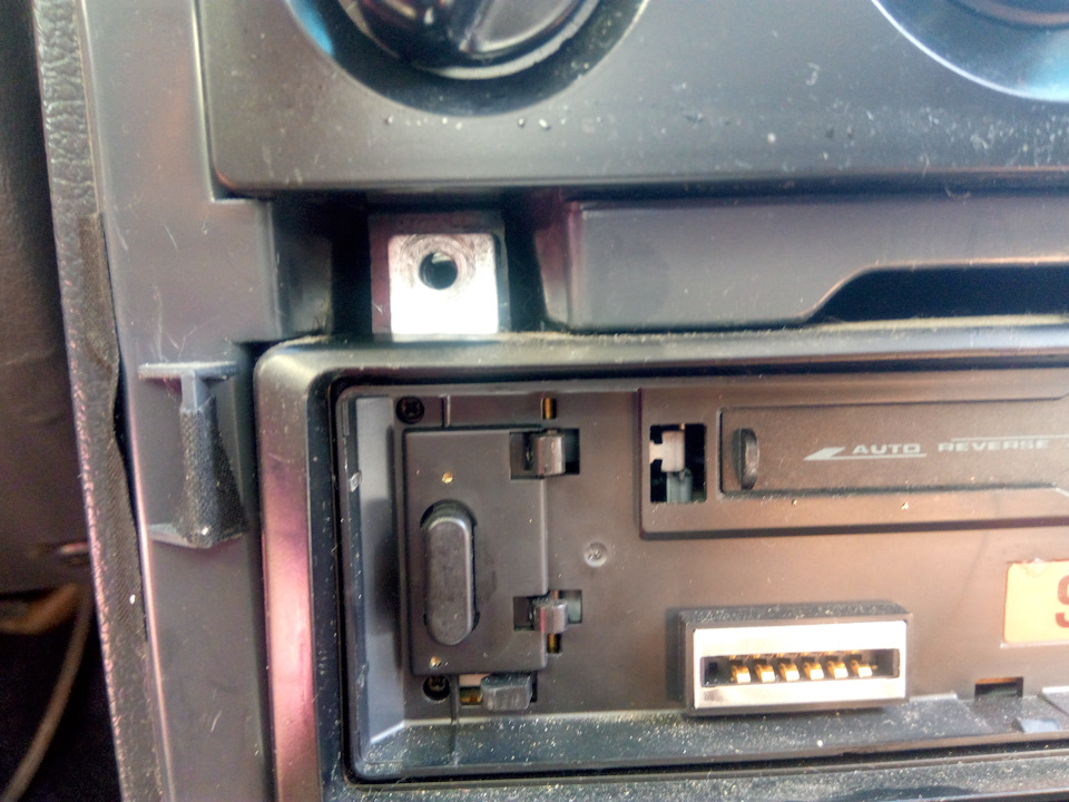 Встановлення магнітоли JVC KD R-47. 3