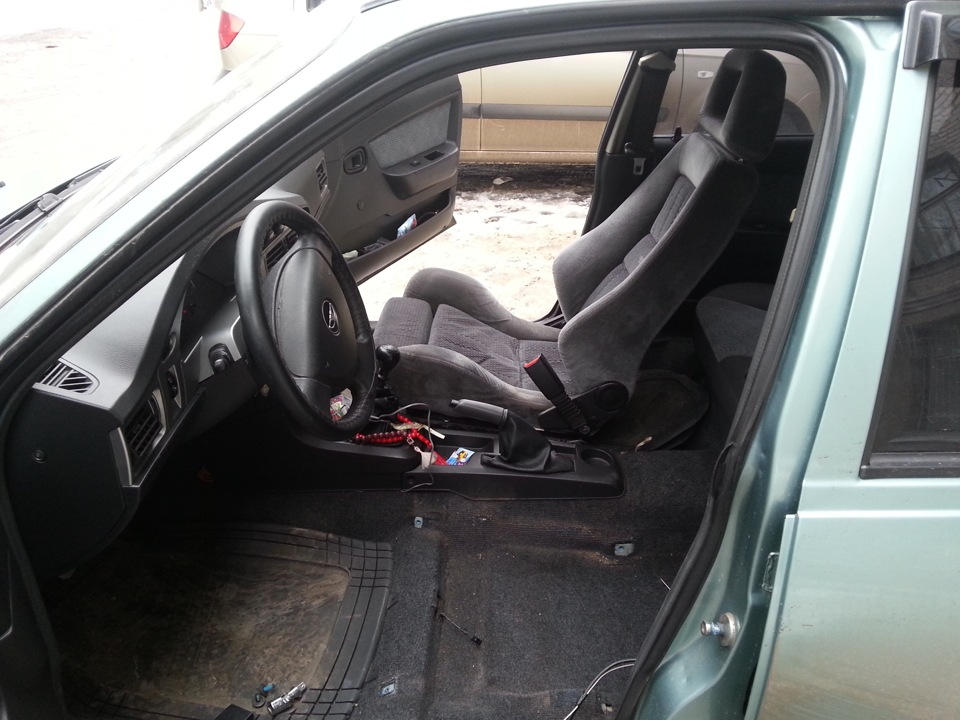 Меняю сток на Recaro )) 4