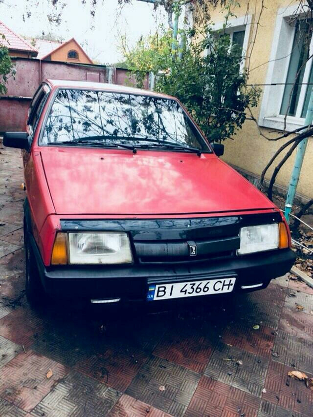 Тимчасово продам 1