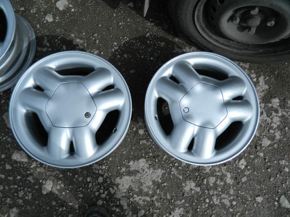 Лиття R14 Ronal 4
