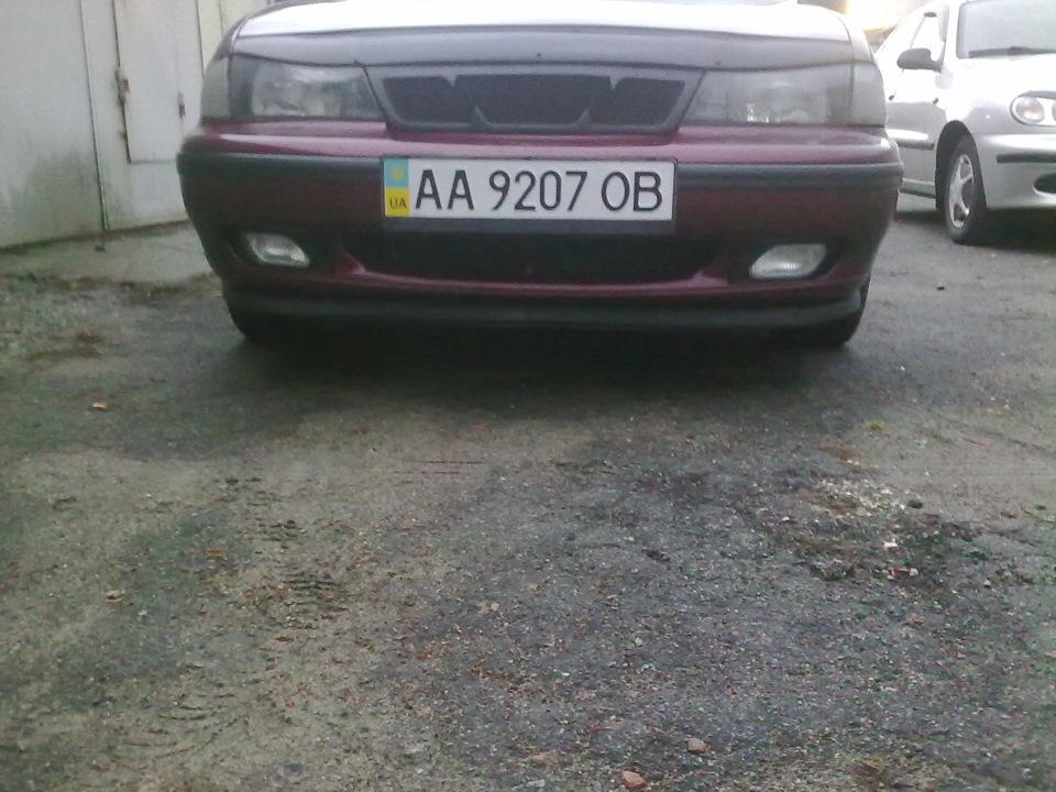 Губа бампера 1