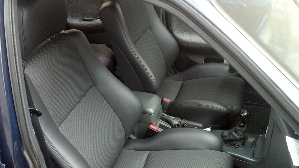 RECARO 4