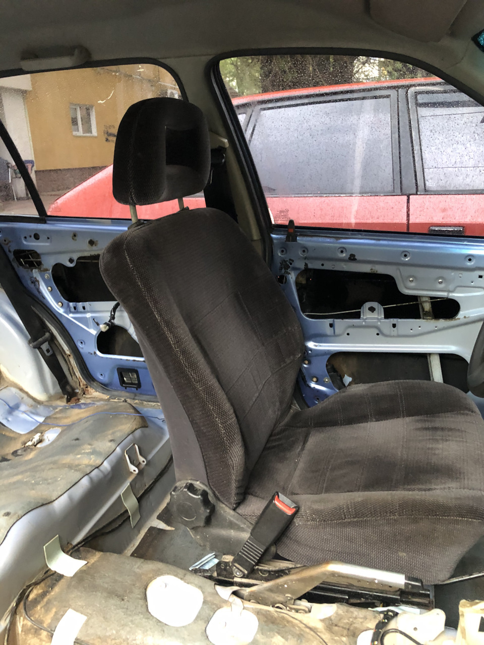 Підготовка до кузовного ремонту 4