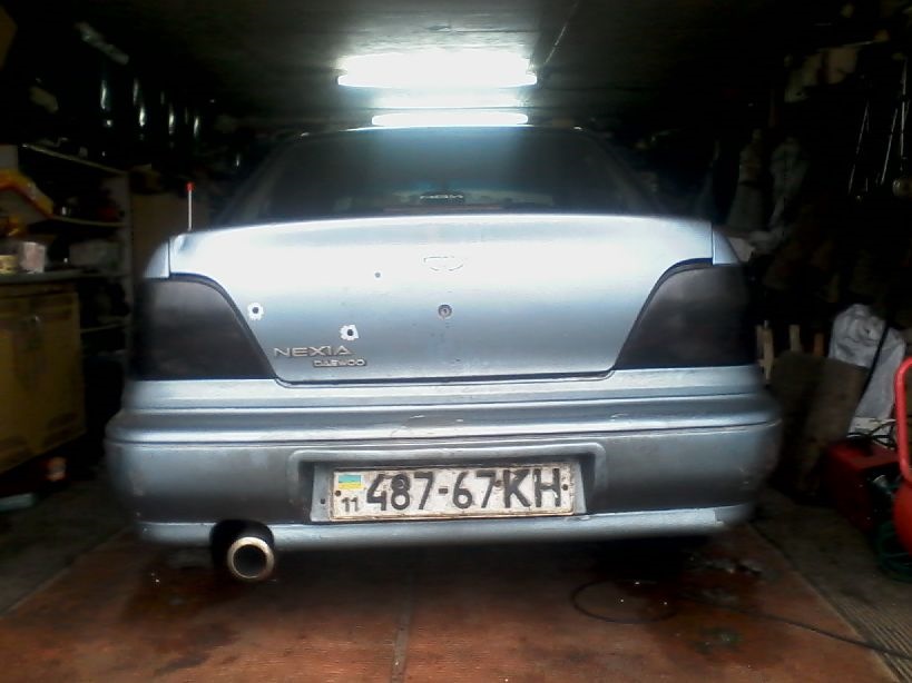 Задні ліхтарі... 2