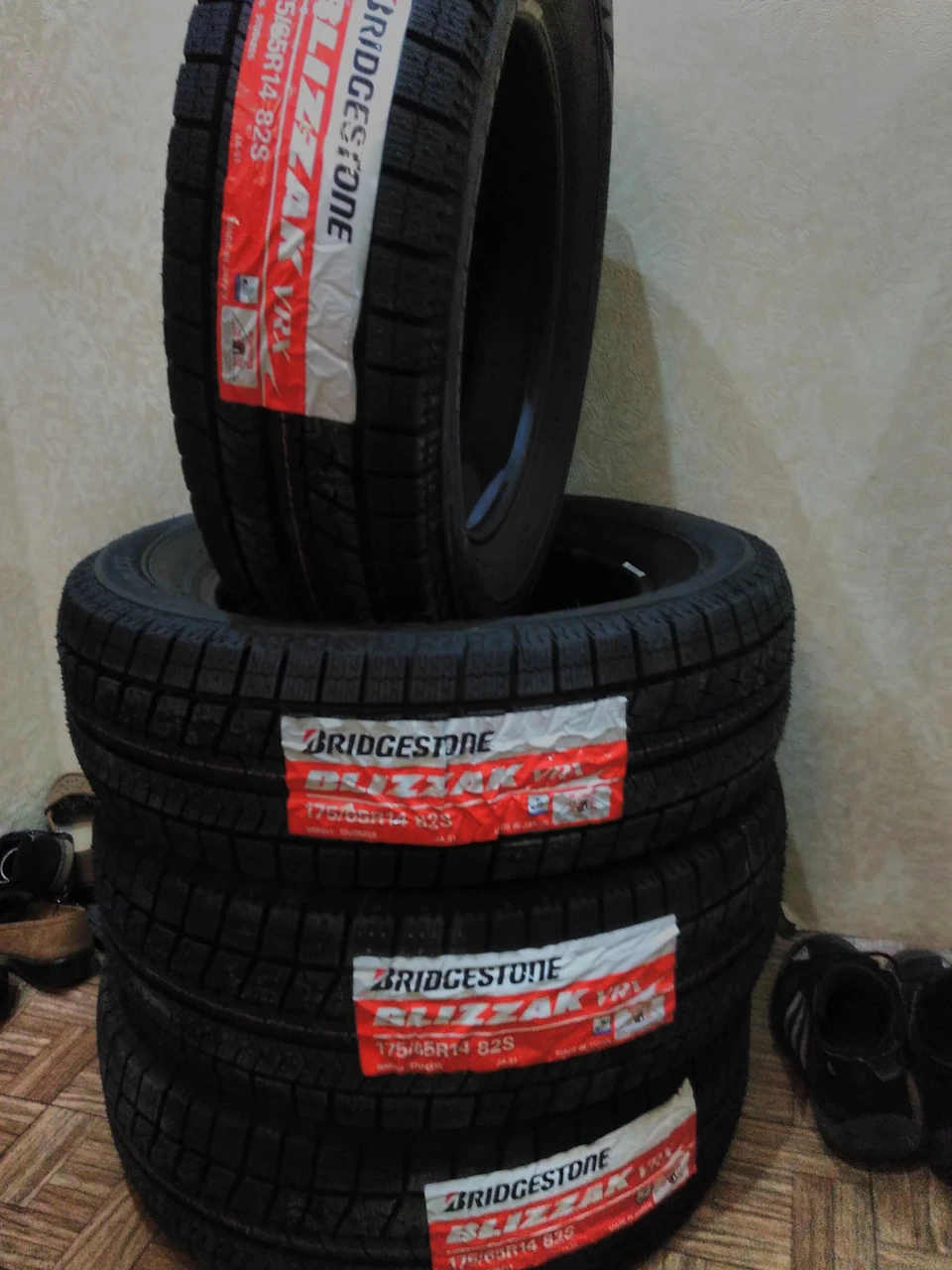 Готуємо сани не зовсім влітку або Bridgestone Blizzak VRX