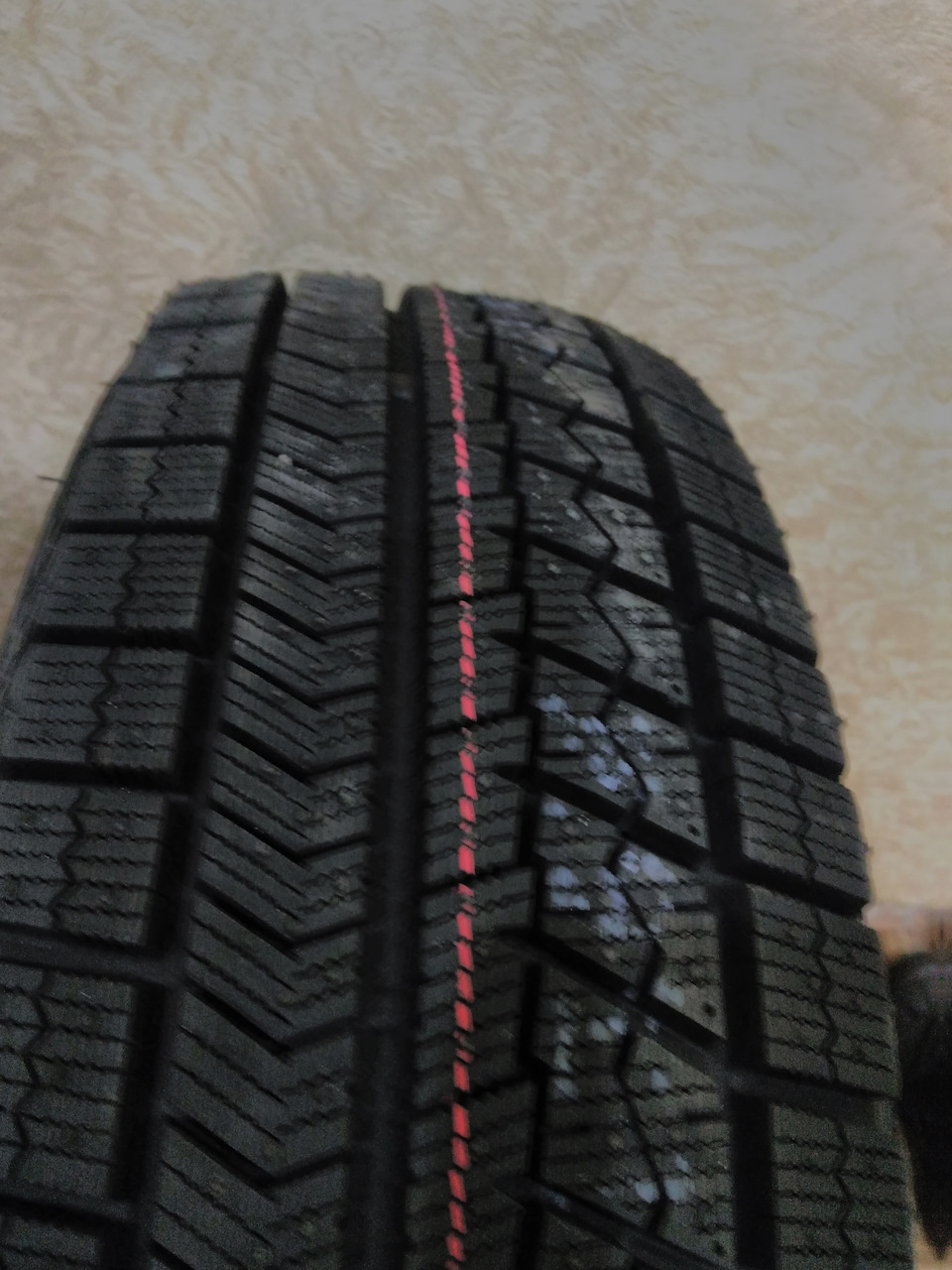 Готуємо сани не зовсім влітку або Bridgestone Blizzak VRX 4