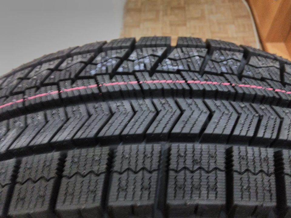 Готуємо сани не зовсім влітку або Bridgestone Blizzak VRX 3